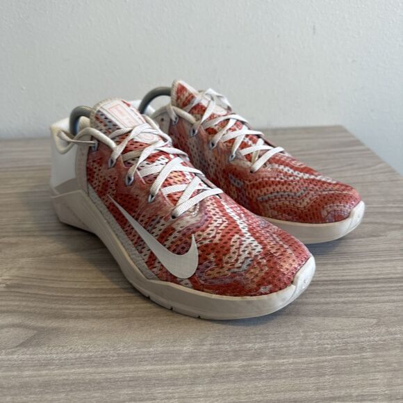 Nike Metcon 6 Shoes Womens Sz 11 Desert Sand White Athletic Trainers Sneakers - Picture 5 of 11